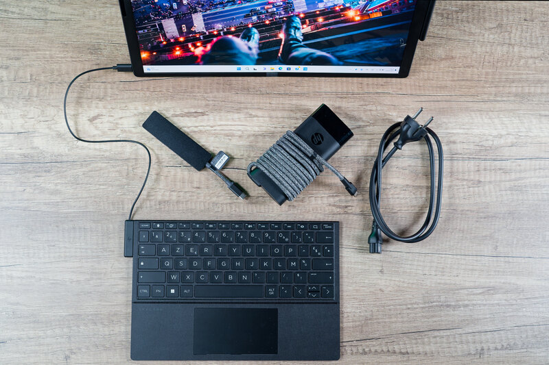 Trải nghiệm HP Spectre Foldable 17 - Sự kết hợp tinh tế giữa thiết kế gập và hiệu suất mạnh mẽ 35 HP Spectre Foldable 17 11