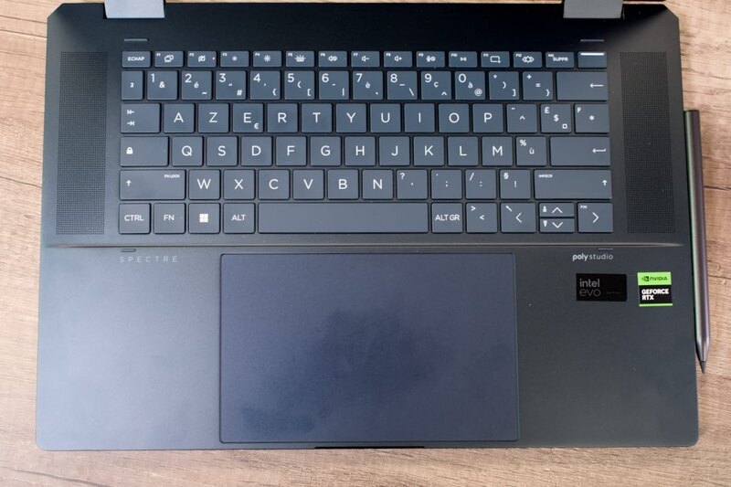 HP Spectre x360 16 2in1: Laptop cao cấp đa năng cho mọi nhu cầu 23 HP Spectre x360 2in1 16 8