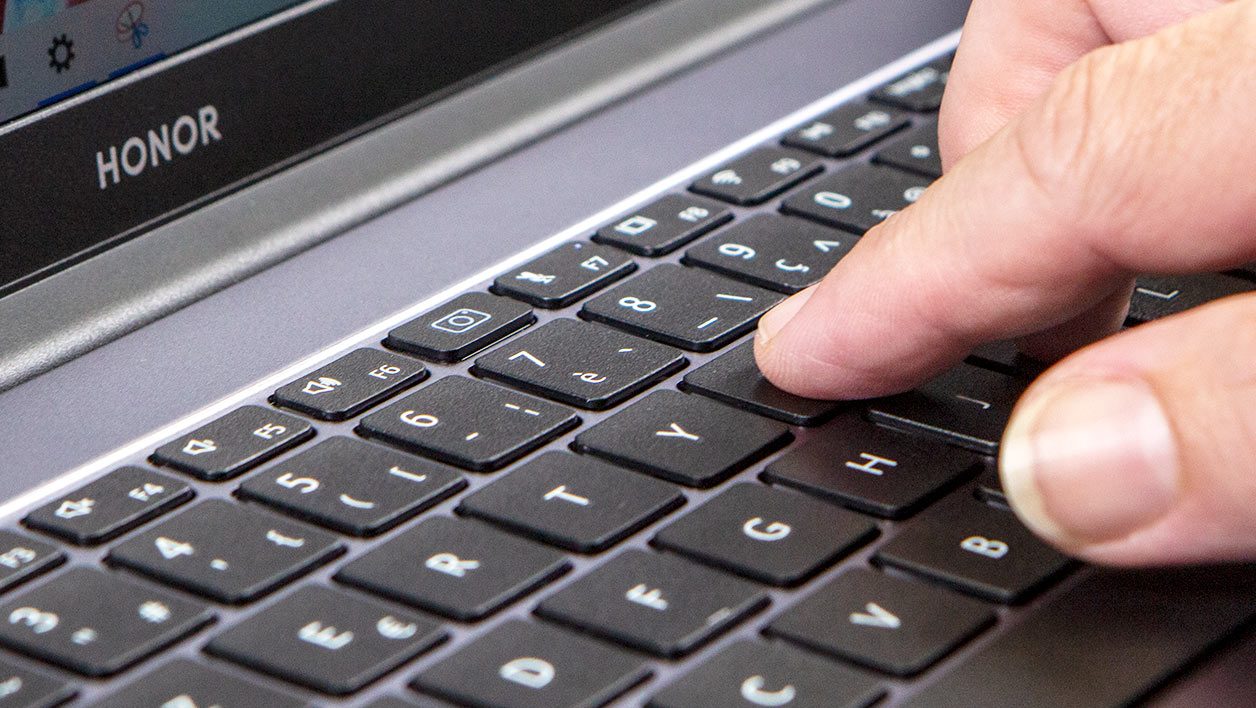 Honor MagicBook X 15 5