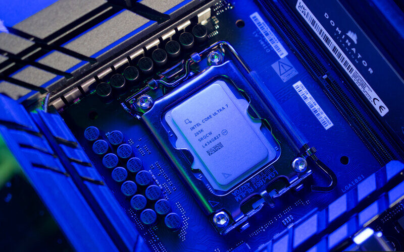 Khám phá Intel Core Ultra 7 265K: hiệu suất đỉnh cao cho tương lai! 13 Intel Core Ultra 7 265K 3 1 e1741424489478