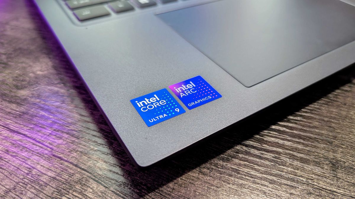 Intel Core Ultra 9 285H 13