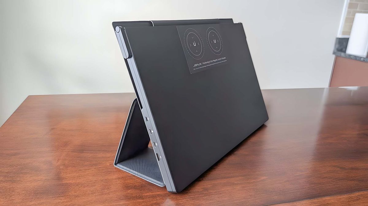 JSAUX FlipGo Pro 16 - Mạnh mẽ, linh hoạt và tối ưu cho công việc lẫn giải trí 35 JSAUXs FlipGo Pro 16 3