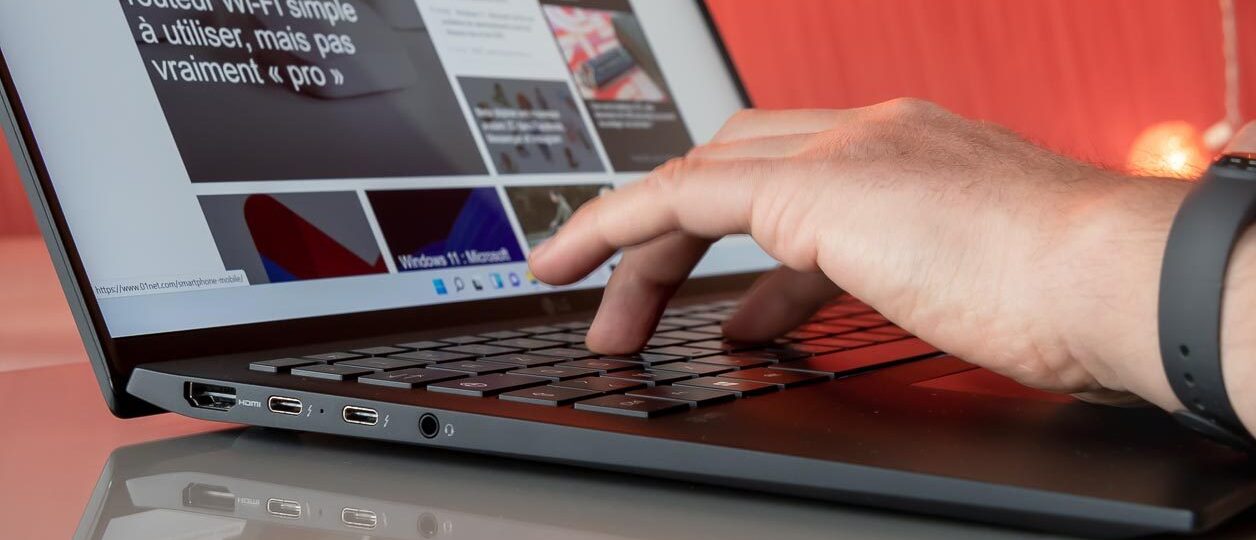 Khám phá LG Gram 16Z90P-G.AA75F: Laptop nhẹ nhàng, màn hình lớn, pin trâu, hiệu năng mạnh mẽ 21 LG Gram 16Z90P 3 e1742054549926