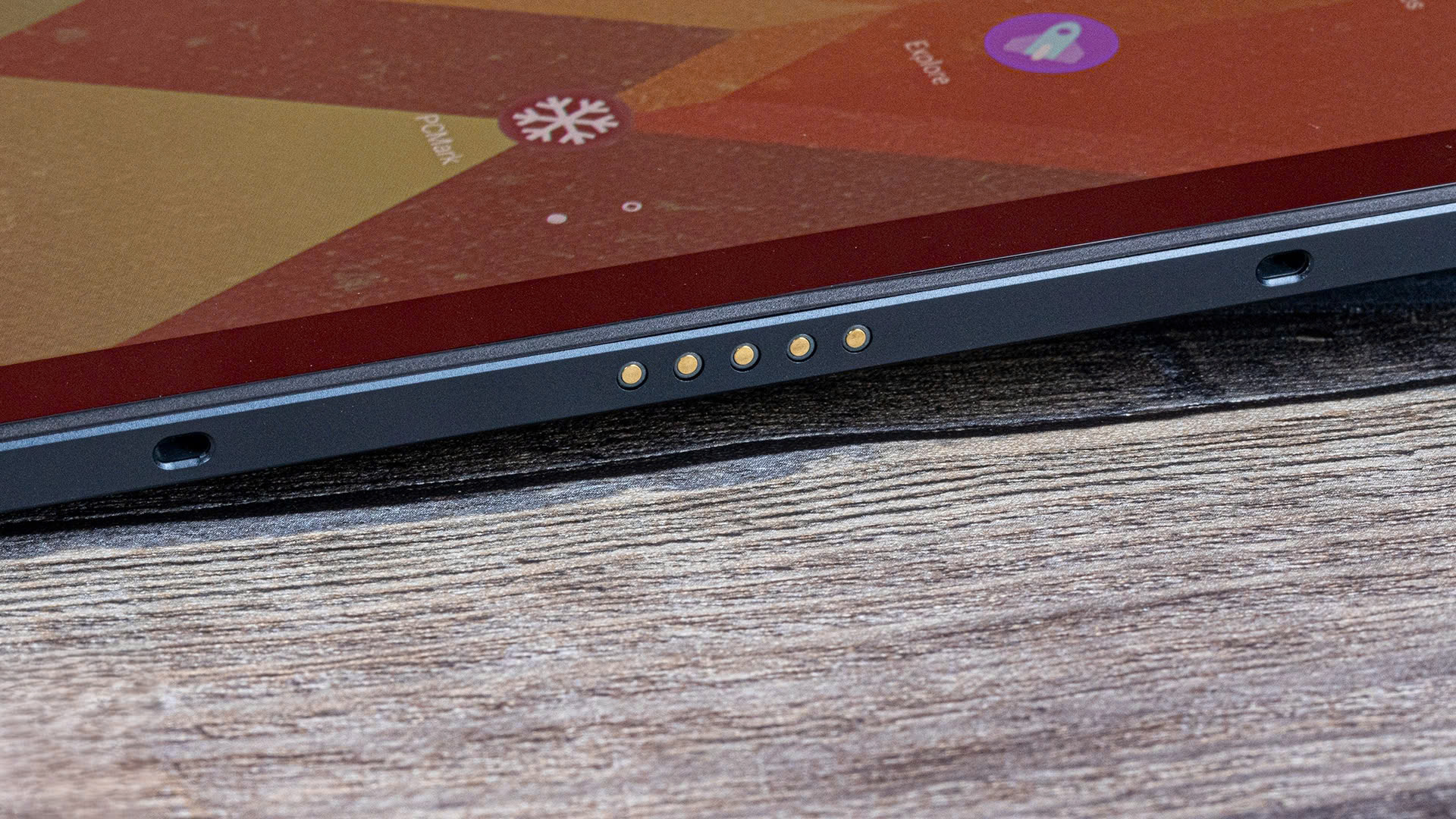 Lenovo Ideapad Duet 5: Chromebook tách rời với màn hình OLED tuyệt đẹp và pin siêu bền 19 Lenovo Ideapad Duet 5 Chromebook tach roi voi man hinh OLED tuyet dep va pin sieu ben 6