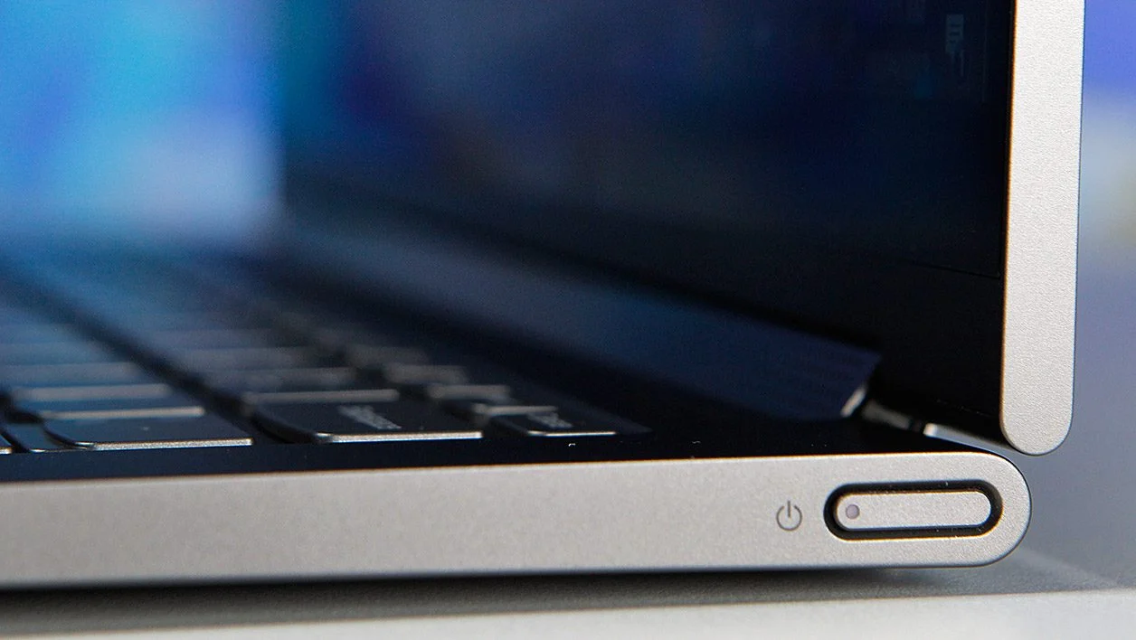 Khám phá Lenovo Yoga C940-14IIL: Màn hình 4K, âm thanh vượt trội, tất cả trong một 20 Lenovo Yoga C940 14IIL 11