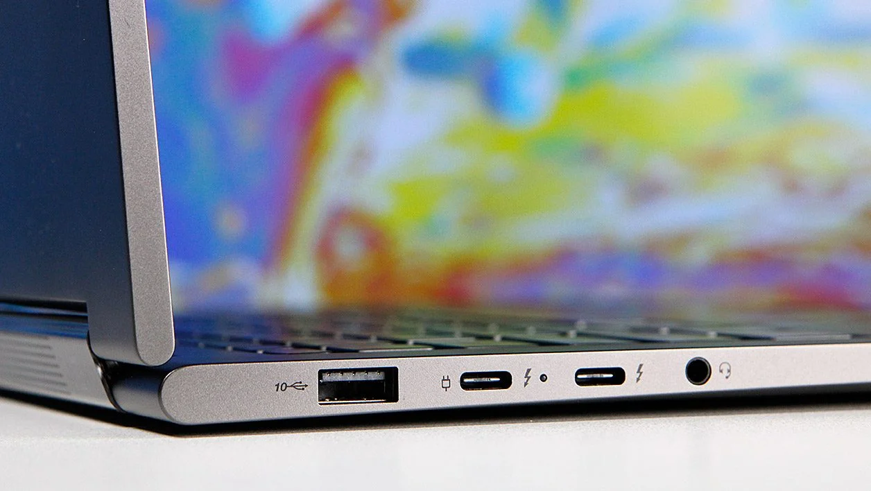 Khám phá Lenovo Yoga C940-14IIL: Màn hình 4K, âm thanh vượt trội, tất cả trong một 21 Lenovo Yoga C940 14IIL 12