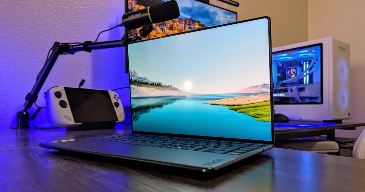 Đánh giá Lenovo Yoga Slim 9i 14 (Gen 10) - Siêu phẩm laptop mỏng nhẹ, đẳng cấp sang trọng! 37 Lenovo Yoga Slim 9i 14 Gen 10 1 e1741431100128