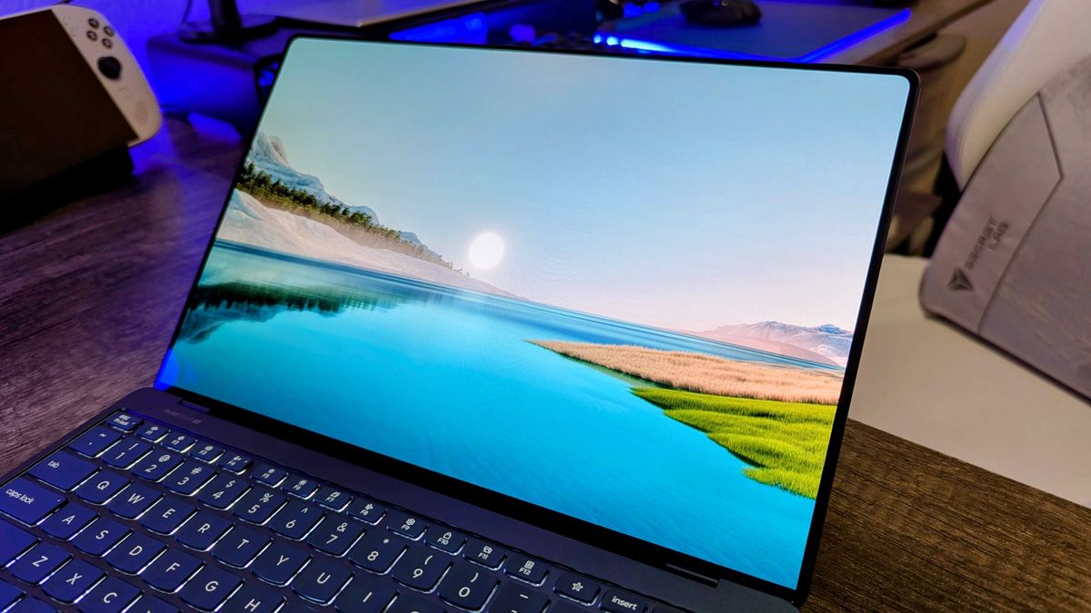 Đánh giá Lenovo Yoga Slim 9i 14 (Gen 10) - Siêu phẩm laptop mỏng nhẹ, đẳng cấp sang trọng! 26 Lenovo Yoga Slim 9i 14 Gen 10 6