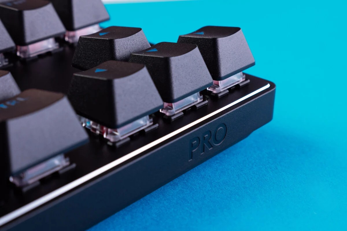 Khám phá Logitech G Pro X TKL Rapid - Bàn phím gaming nhẹ nhàng, tốc độ vượt trội 20 Logitech G Pro X TKL Rapid 1