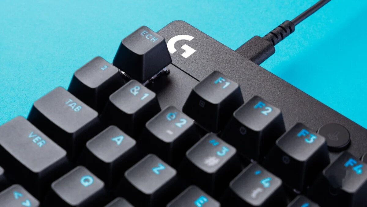 Khám phá Logitech G Pro X TKL Rapid - Bàn phím gaming nhẹ nhàng, tốc độ vượt trội 17 Logitech G Pro X TKL Rapid 4 e1742316922824