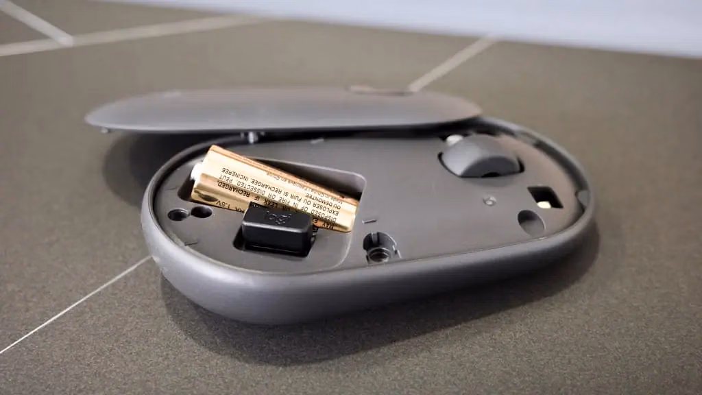 Logitech Pebble M350 – Chuột không dây siêu mỏng, siêu êm, siêu tiện lợi 13 Logitech Pebble M350 5