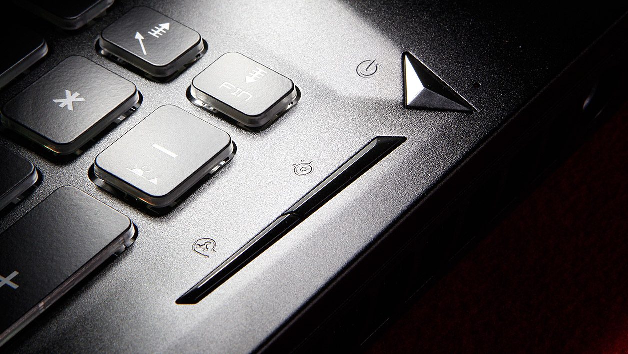 Khám phá MSI GE75 Raider - Vẻ đẹp đỉnh cao, hiệu năng bùng nổ 26 MSI GE75 Raider 3