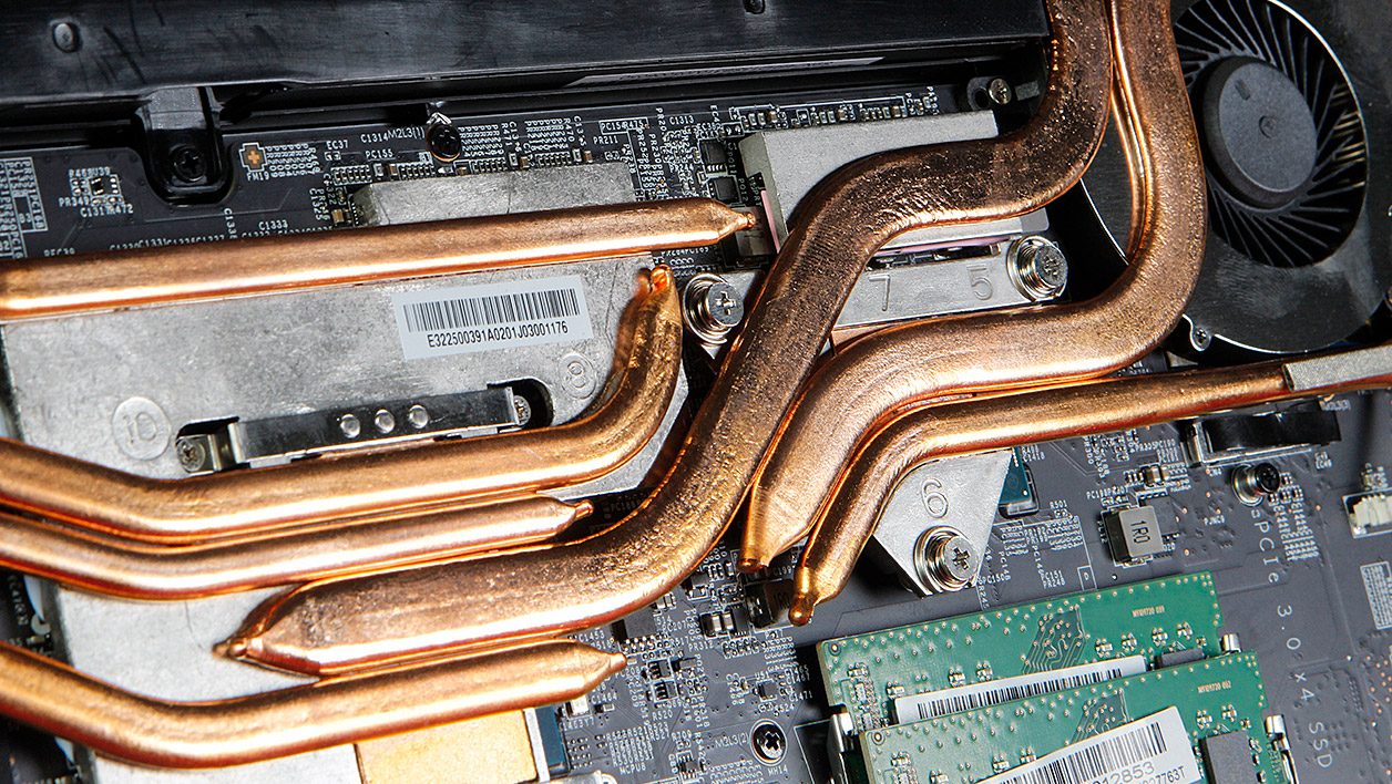 Khám phá MSI GE75 Raider - Vẻ đẹp đỉnh cao, hiệu năng bùng nổ 25 MSI GE75 Raider 4