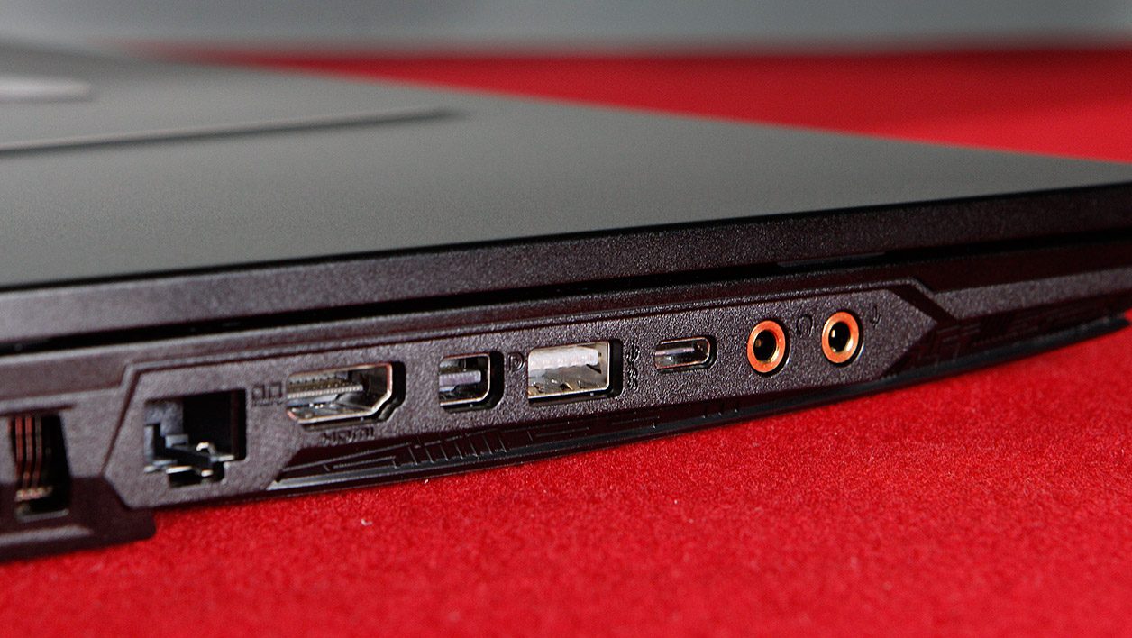 Khám phá MSI GE75 Raider - Vẻ đẹp đỉnh cao, hiệu năng bùng nổ 19 MSI GE75 Raider 9