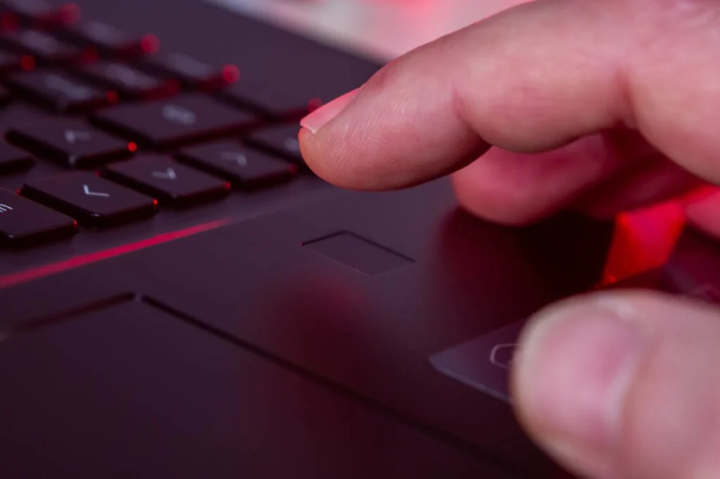 Trải nghiệm MSI Stealth GS77 - Cân mọi tựa game, mượt mà đến bất ngờ 19 MSI Stealth GS77 2