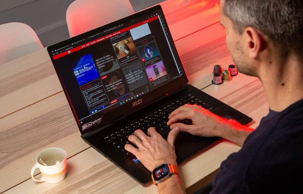 Trải nghiệm MSI Stealth GS77 - Cân mọi tựa game, mượt mà đến bất ngờ 23 MSI Stealth GS77 8 e1741861246293