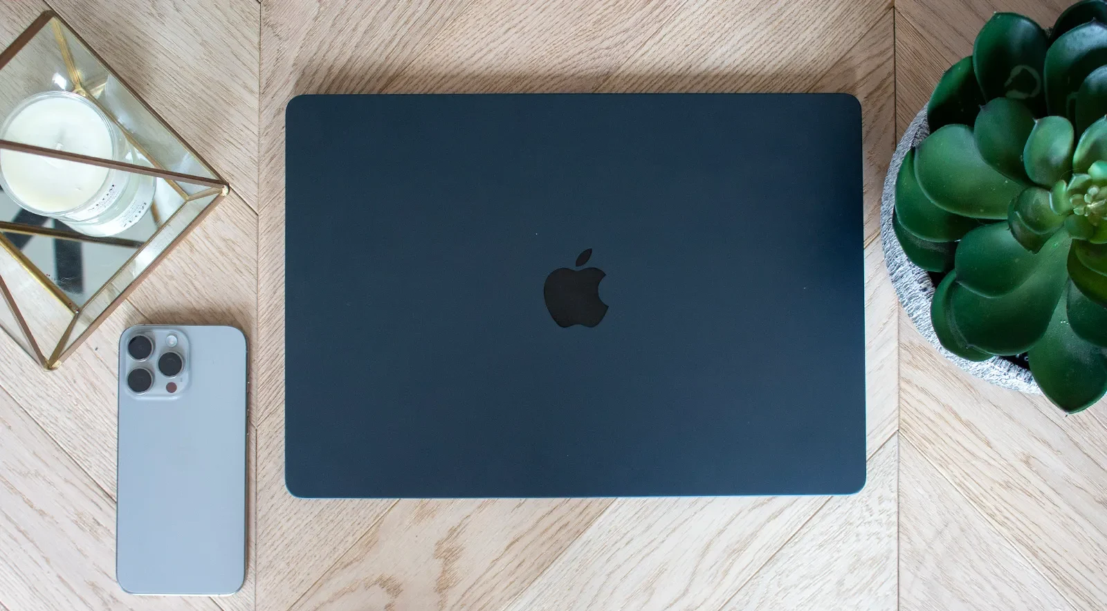 MacBook Air 15 M2 1 1 e1740980507409