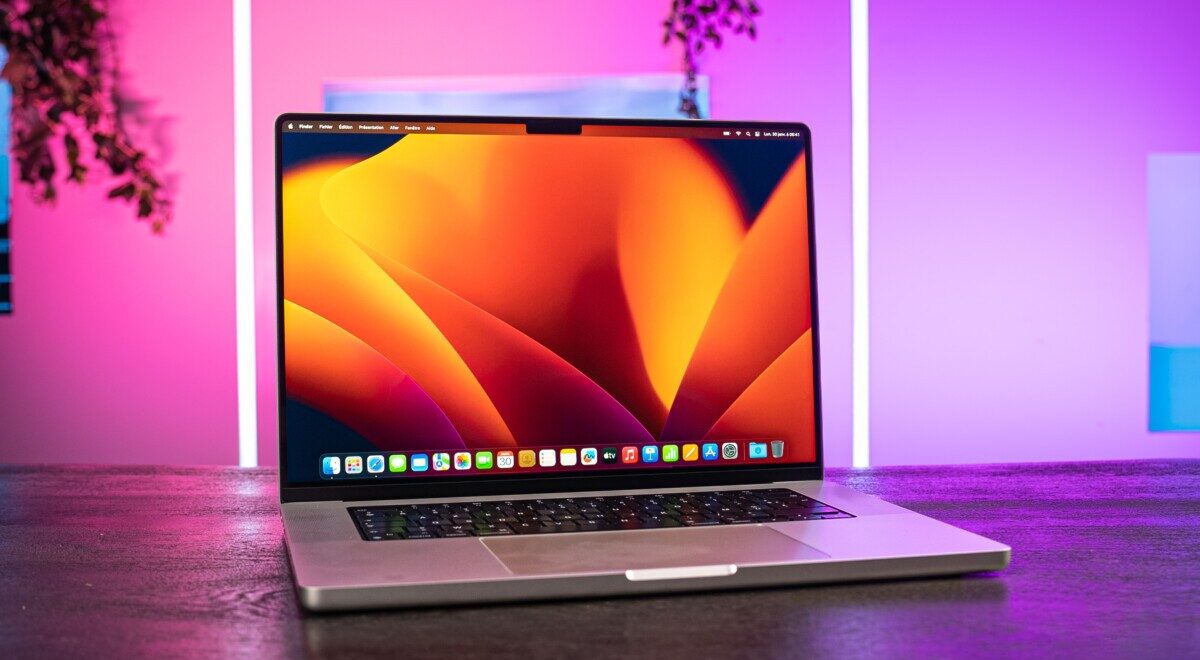 MacBook Pro 16 M2 2 e1740803374540