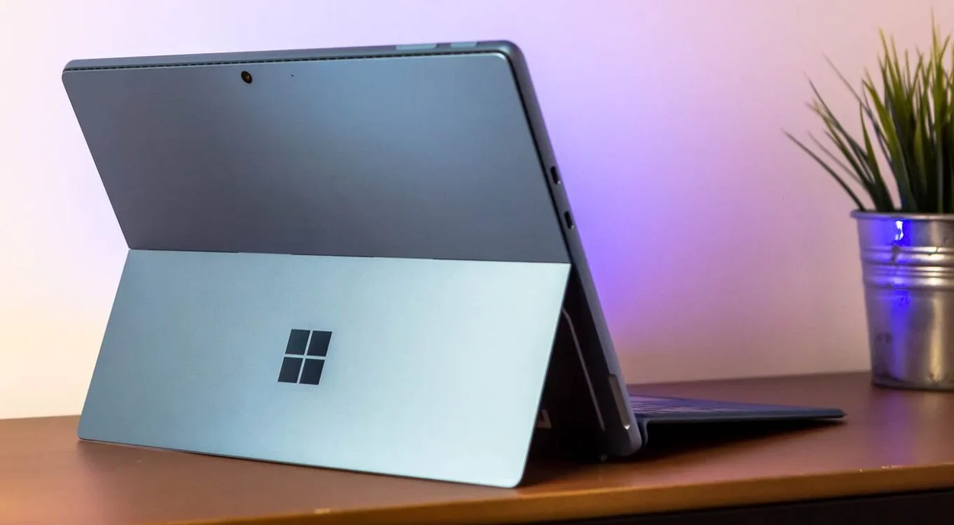 Trải nghiệm Microsoft Surface Pro 9 (Intel): Mỏng nhẹ, mạnh mẽ, đẳng cấp 24 Microsoft Surface Pro 9 6 e1742029212823