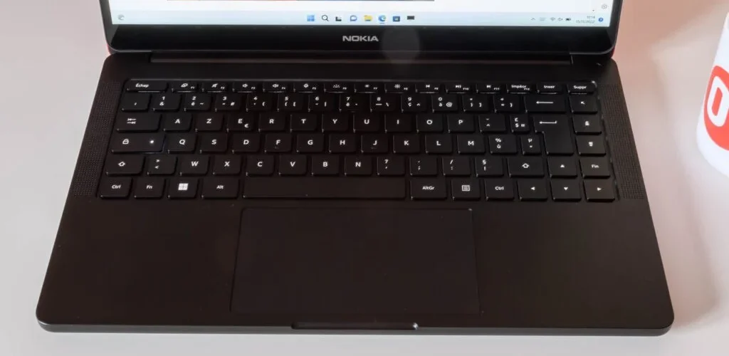 Đánh giá Nokia PureBook Pro 15: Laptop mỏng nhẹ, hiệu năng ổn định cho dân văn phòng 16 Nokia PureBook Pro 15 6 e1741934790948