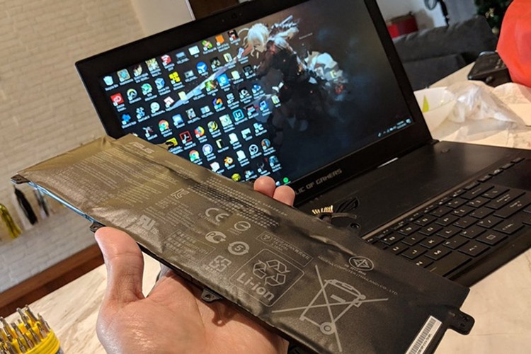 Laptop bị sập nguồn đột ngột? Đây là cách xử lý hiệu quả 13 Pin bi loi hoac da chai