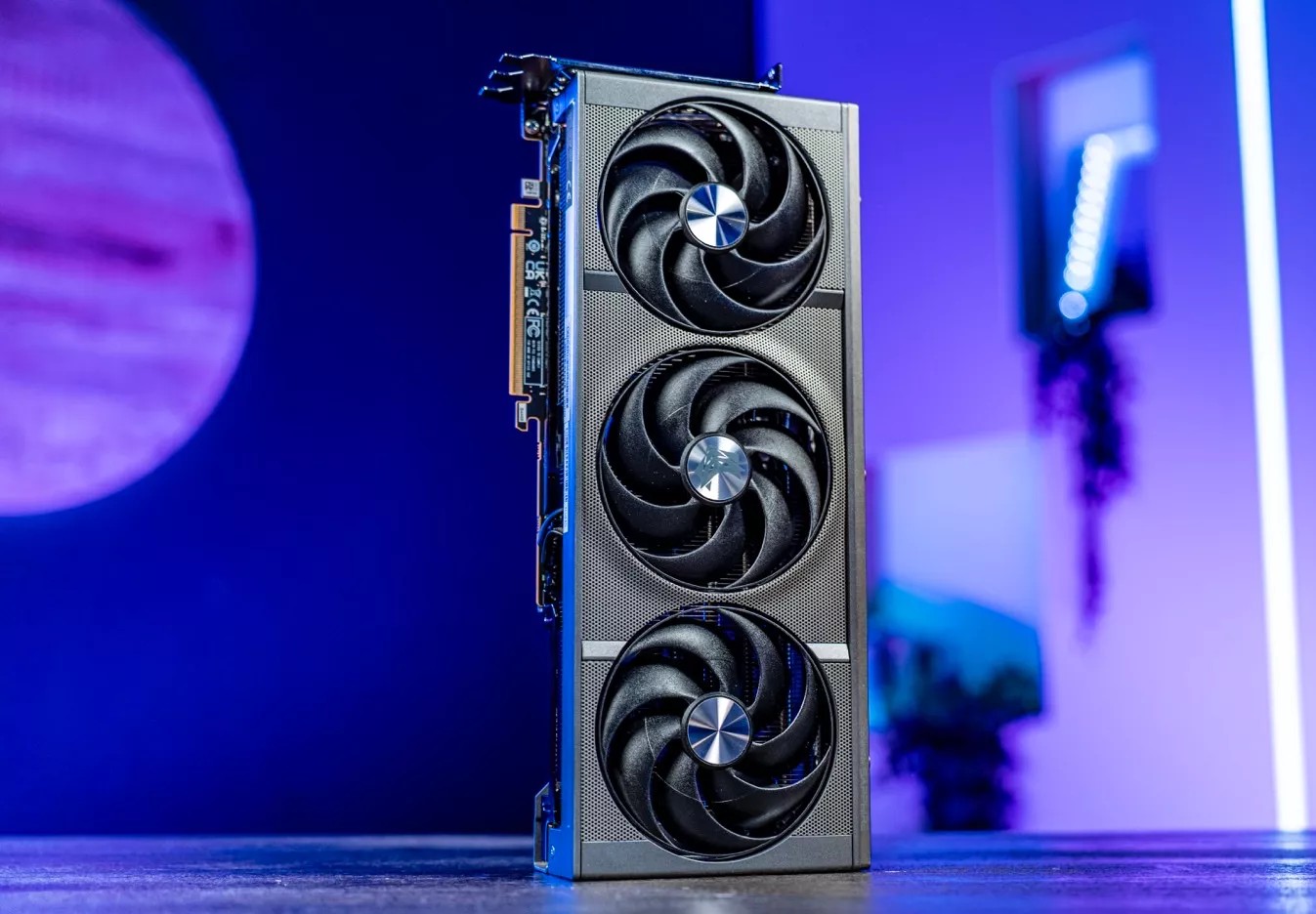 Đánh giá AMD Radeon RX 9070 XT - Card đồ họa đỉnh cao dành cho game thủ 43 Radeon RX 9070 XT 1