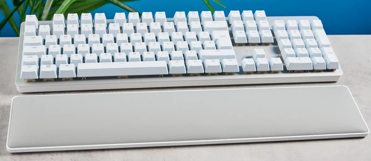 Razer Pro Type Ultra 7 e1743241930243