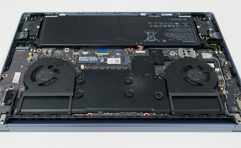 Samsung Galaxy Book4 Ultra – Laptop siêu mỏng, hiệu năng cực khủng 26 Samsung Galaxy Book4 Ultra 7 e1740912462499