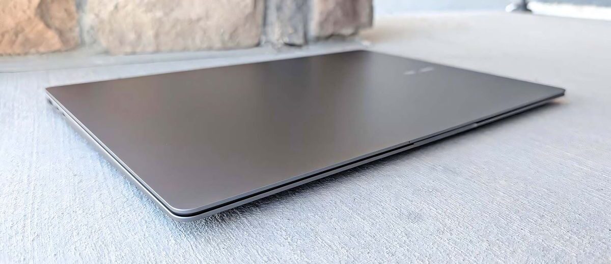 Samsung Galaxy Book5 Pro: thiết kế sang trọng, hiệu năng đáng kinh ngạc 20 Samsung Galaxy Book5 Pro 5 e1741504878761