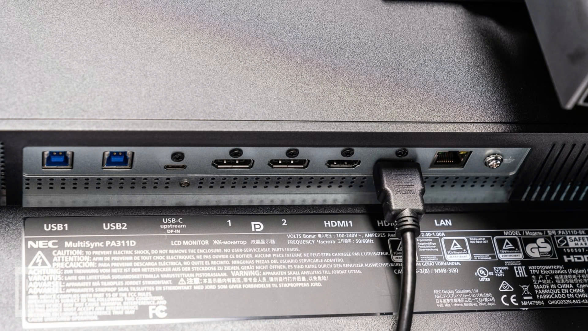 Thunderbolt vs USB C Su khac biet la gi