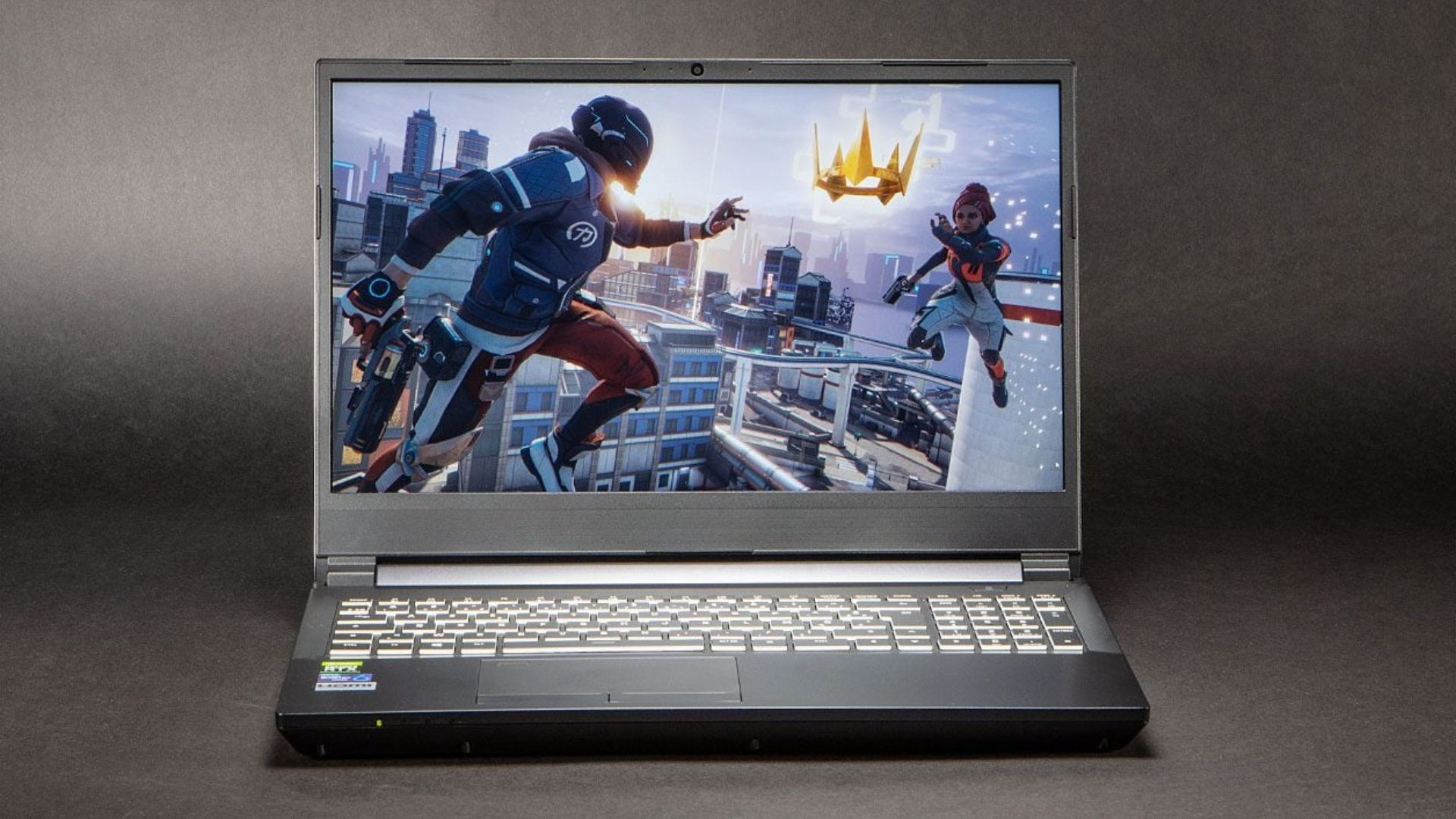 Trải nghiệm XMG APEX 15 - Hiệu suất đỉnh cao trong thiết kế tối giản 1 XMG APEX 15 10