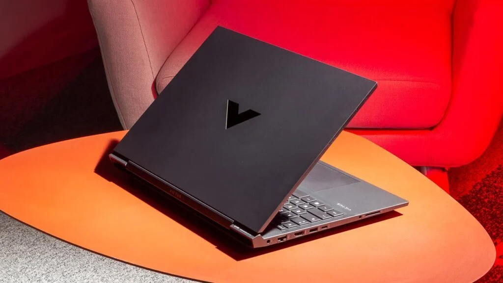 Trải nghiệm HP Victus 16-d0206nf: Hiệu năng mượt mà, thiết kế bền bỉ 12 hp Victus 16 d0206nf 2