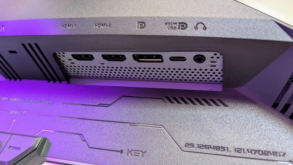 ASUS ROG Strix OLED 27 XG27UCDMG 10