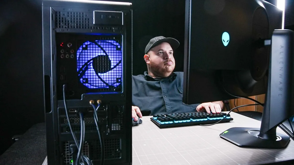 Đánh giá Alienware Aurora R16 - PC gaming không có đối thủ, đẹp, mạnh mẽ! 15 Alienware Aurora R16 3