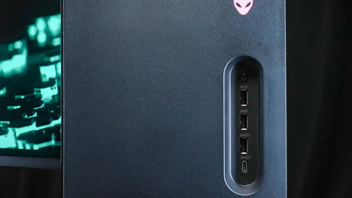 Đánh giá Alienware Aurora R16 - PC gaming không có đối thủ, đẹp, mạnh mẽ! 14 Alienware Aurora R16 4