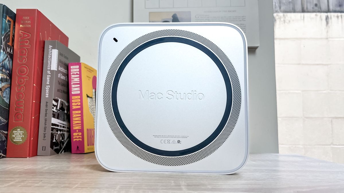 Apple Mac Studio M4 Max 3