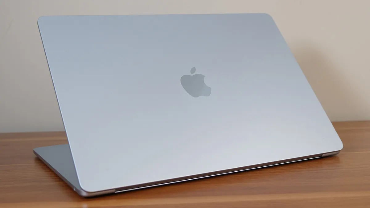 Apple MacBook Air 15 inch M4 2