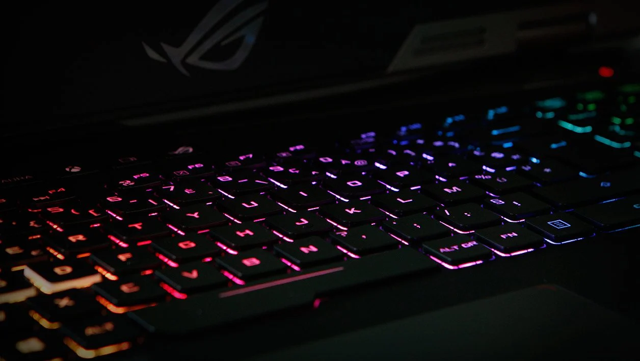 Khám phá Asus ROG Chimera G703VI - Laptop gaming mạnh mẽ nhất hiện nay 21 Asus ROG Chimera 8