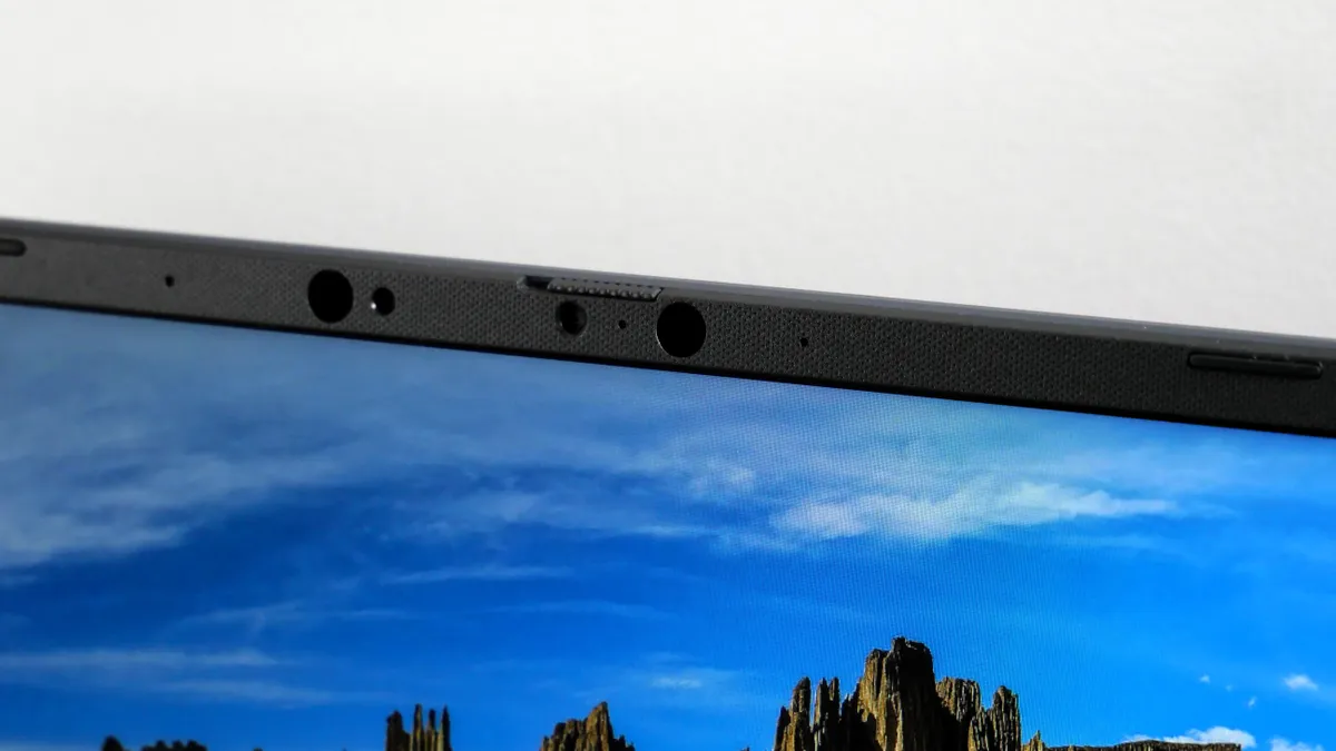 Đánh giá Asus Vivobook 16 (2025) - Màn hình 16 inch sắc nét, nâng tầm trải nghiệm cho công việc và giải trí 39 Asus Vivobook 16 2025 1