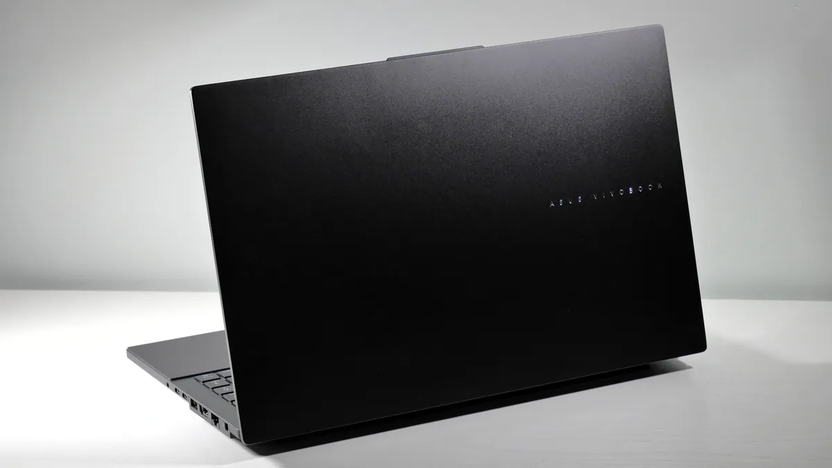 Asus Vivobook Pro 15 9