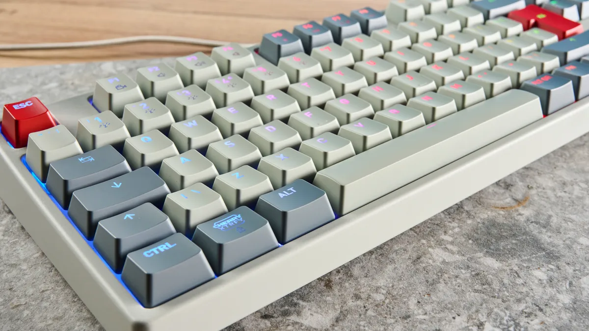 Cherry K4V2 TKL 8