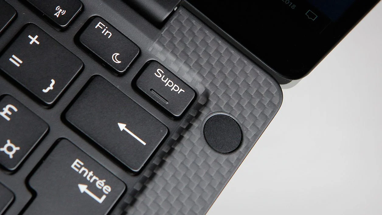 Đánh giá Dell XPS 13 (CNX37001) - Nhỏ gọn nhưng vô cùng mạnh mẽ 21 Dell XPS 13 CNX37001 5