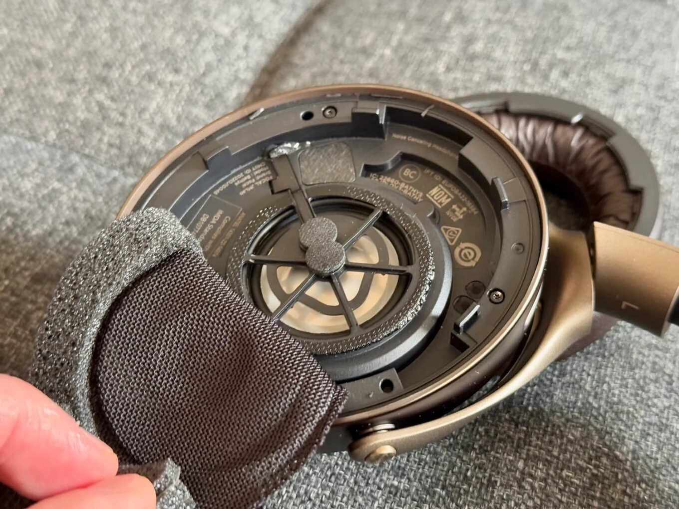 Đánh giá tai nghe Focal Bathys MG - Trải nghiệm âm thanh mượt mà, thiết kế tính tế 29 Focal Bathys MG 1