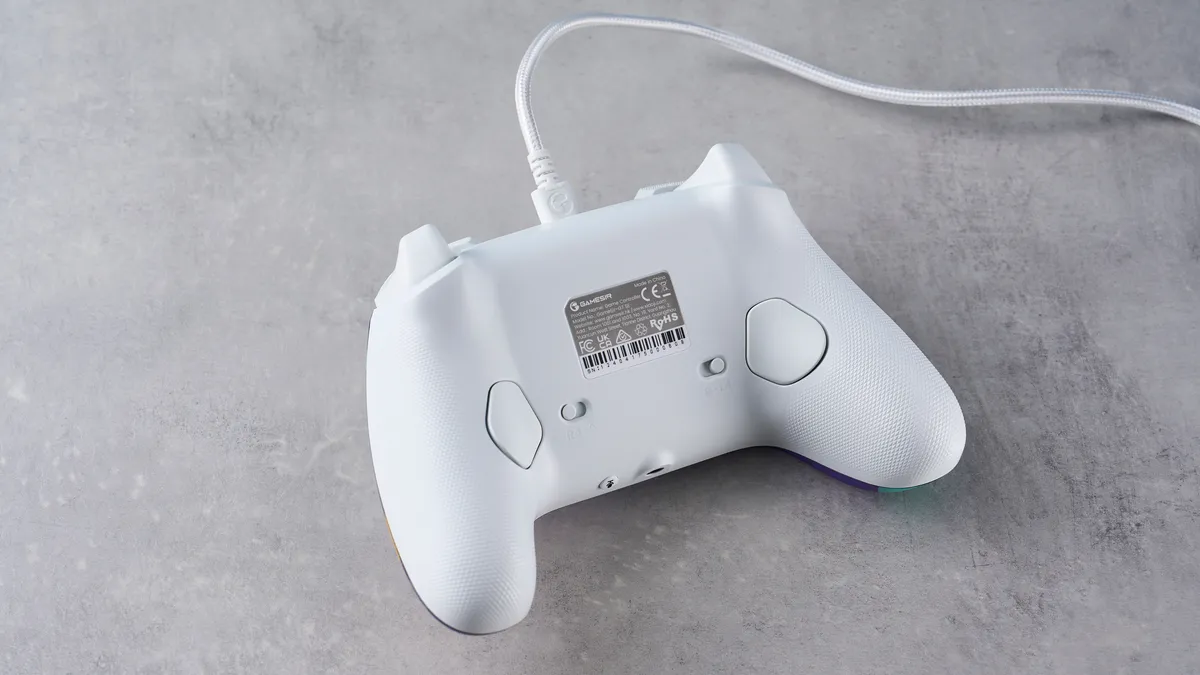 Đánh giá GameSir G7 SE - Tay cầm có dây đỉnh cao, đánh bại mọi chuẩn mực Xbox 17 GameSir G7 SE 5