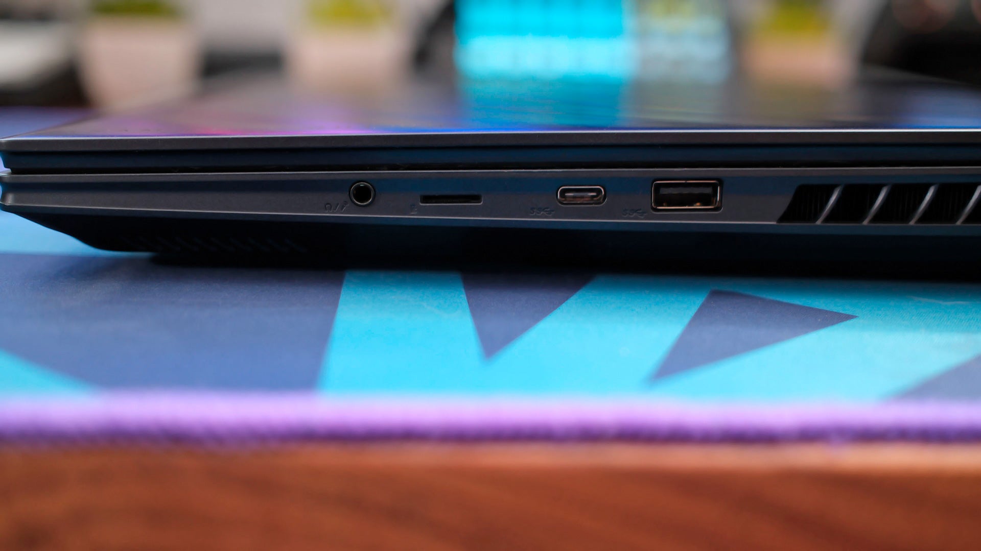 Gigabyte Aorus Master 16 8