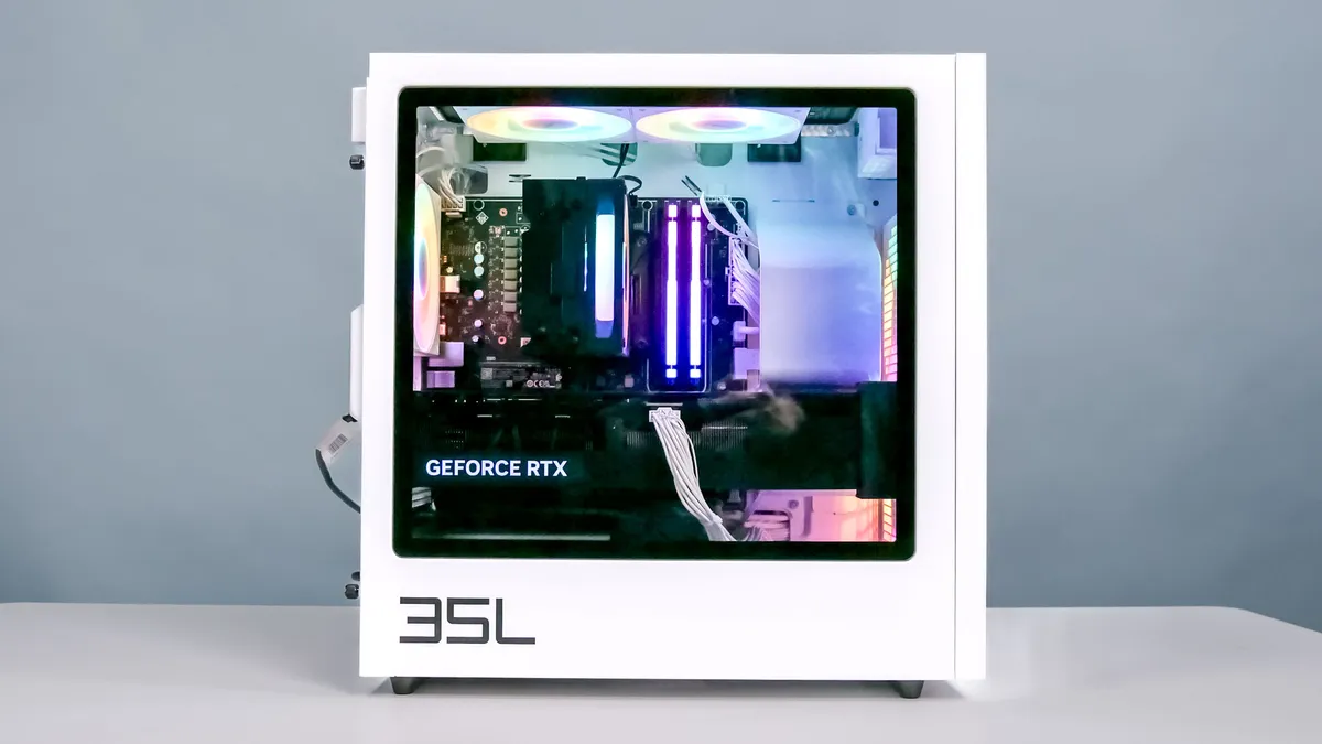 Top PC Gaming tốt nhất năm 2025 không thể bỏ lỡ - Hiệu năng "khủng", chiến mọi cấu hình 13 HP Omen 35L