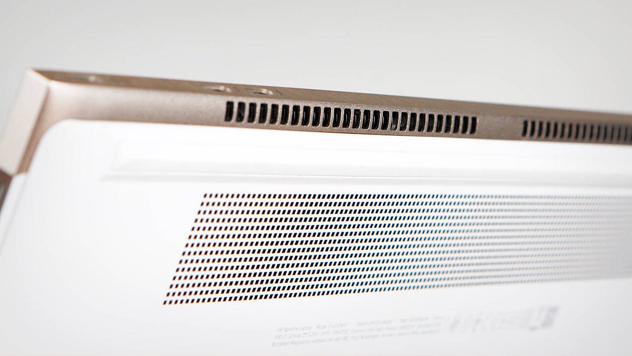 Đánh giá HP Spectre 13-af004nf: Đỉnh cao thiết kế siêu mỏng và hiệu năng mạnh mẽ 25 HP Spectre 13 af004nf 2