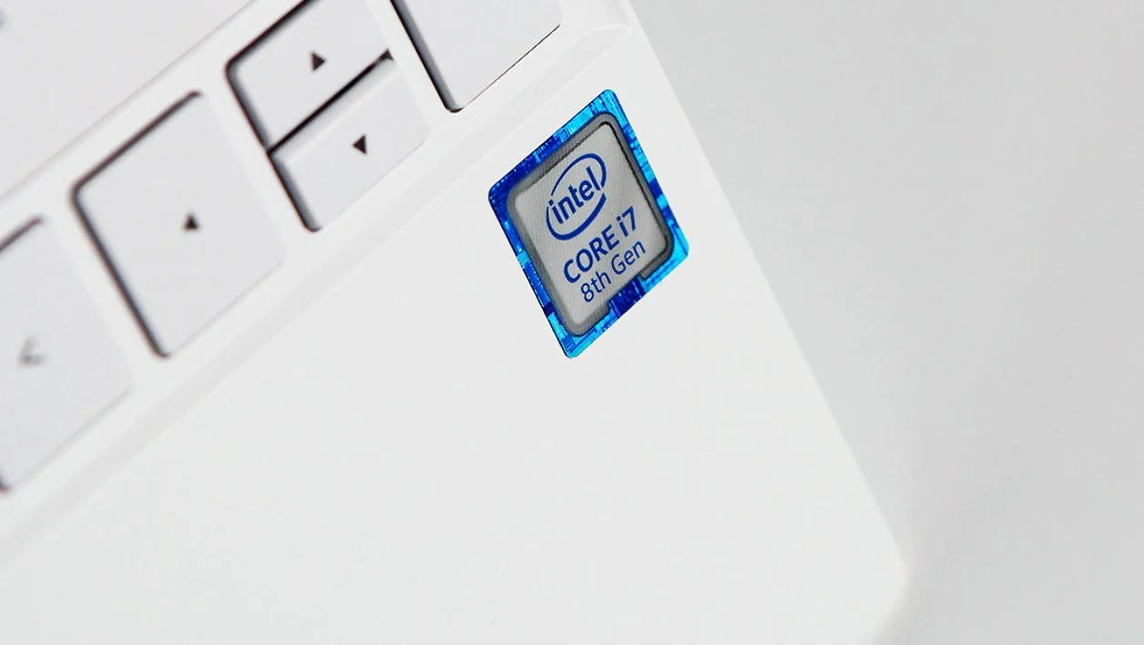 Đánh giá HP Spectre 13-af004nf: Đỉnh cao thiết kế siêu mỏng và hiệu năng mạnh mẽ 24 HP Spectre 13 af004nf 4