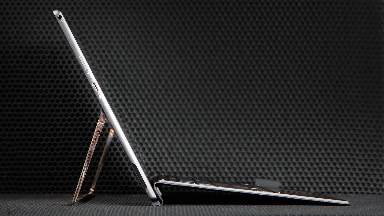 Khám phá HP Spectre x2 12-c001nf: Mỏng nhẹ, mạnh mẽ và đầy phong cách 25 HP Spectre x2 12 c001nf 1