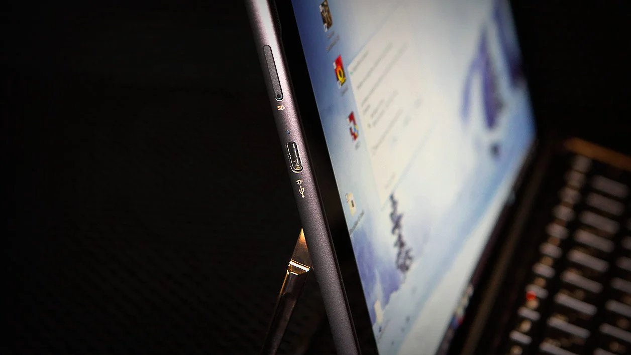 Khám phá HP Spectre x2 12-c001nf: Mỏng nhẹ, mạnh mẽ và đầy phong cách 18 HP Spectre x2 12 c001nf 5